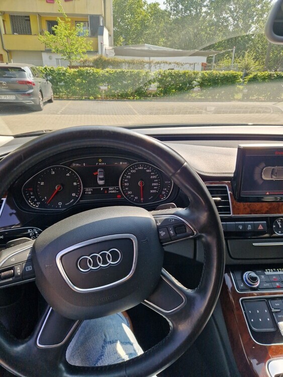 Audi A8 244.000 km 16.500 € Dortmund 44135