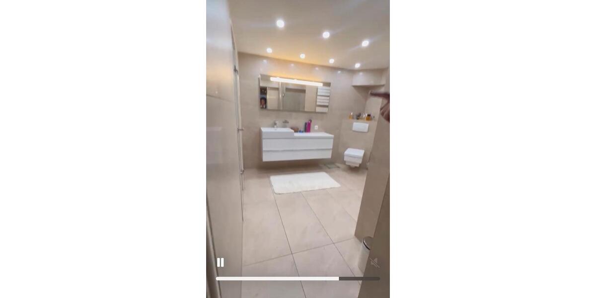 Bungalow Gelsenkirchen Gelsenkirchen-Mitte - 8 Zimmer, 270 m&sup2;, 2.210&euro; | Angebot:26652619