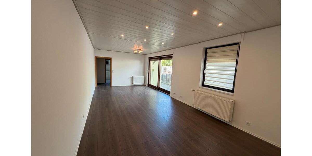 Erdgeschoßwohnung Hagen Hagen-Nord - 2 Zimmer, 90 m&sup2;, 950&euro; | Angebot:26356797