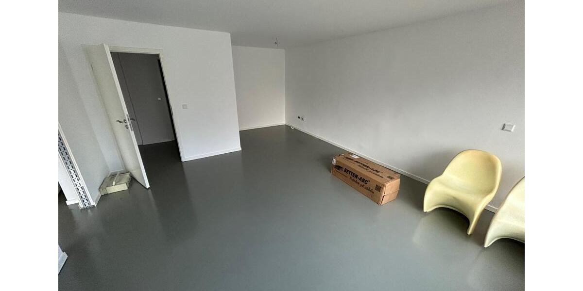 Gewerbefläche im Erdgeschoss – für Büro, Kleingewerbe, Praxis zimmer