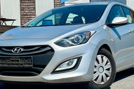 Hyundai i30 303.461 km 2.250 &euro; Gelsenkirchen 45884