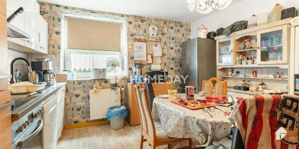 Etagenwohnung Bottrop Welheim - 9 Zimmer, 145 m&sup2;, 195.000&euro; | Angebot:24991055