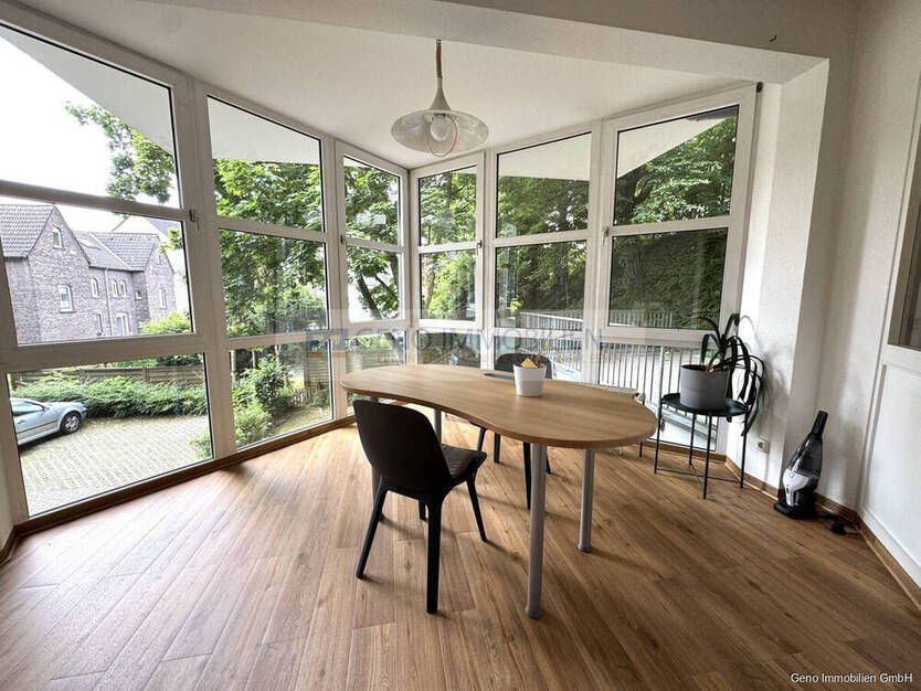 Büro-Praxisfläche im Essener Süden!