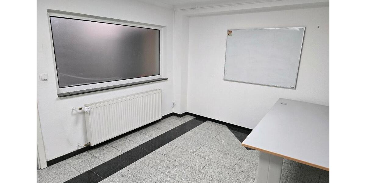 Halle Lager zu vermieten 198 m2 in Dortmund Kley Büro Starkstrom zimmer