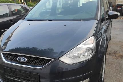 Ford Galaxy 260.000 km 3.600 &euro; Bochum 44805