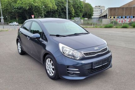 Kia Rio 245.000 km 3.290 &euro; Essen 45356