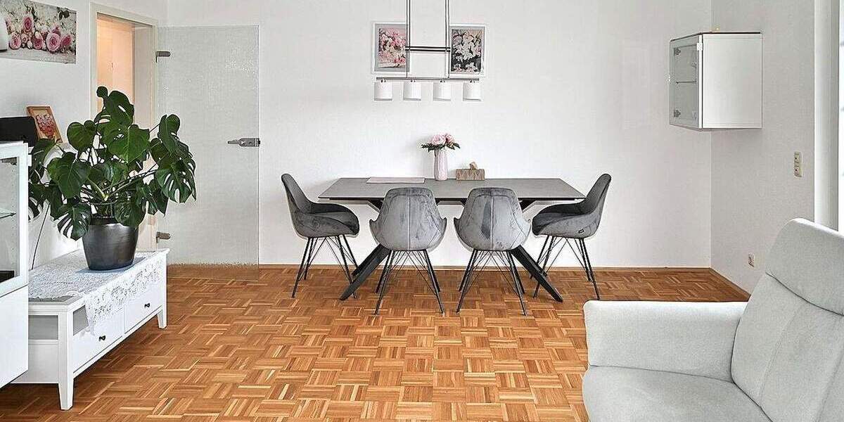 Etagenwohnung Bochum Stiepel - 4 Zimmer, 107 m&sup2;, 420.000&euro; | Angebot:25374287