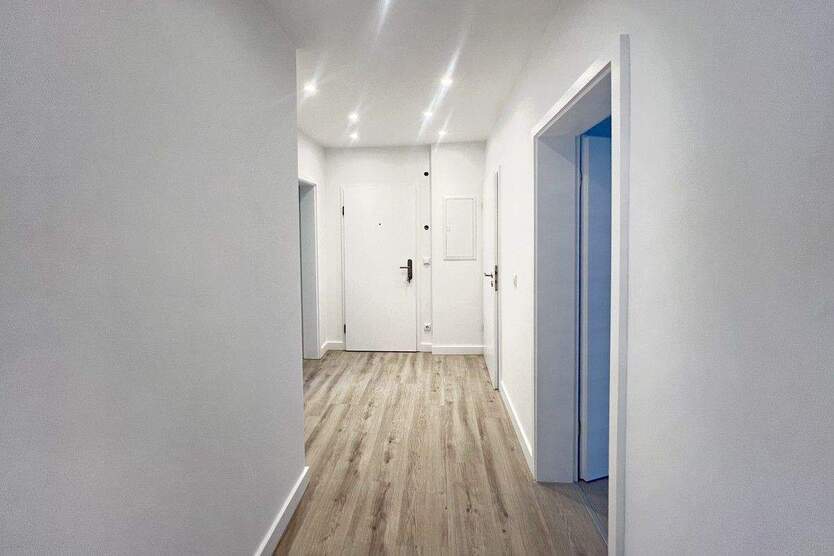 Dach-Schlösschen in Heisingen! Moderne 3½-R.-DG-Wohnung mit Balkon in ruhiger Seitenstraße 3 zimmer