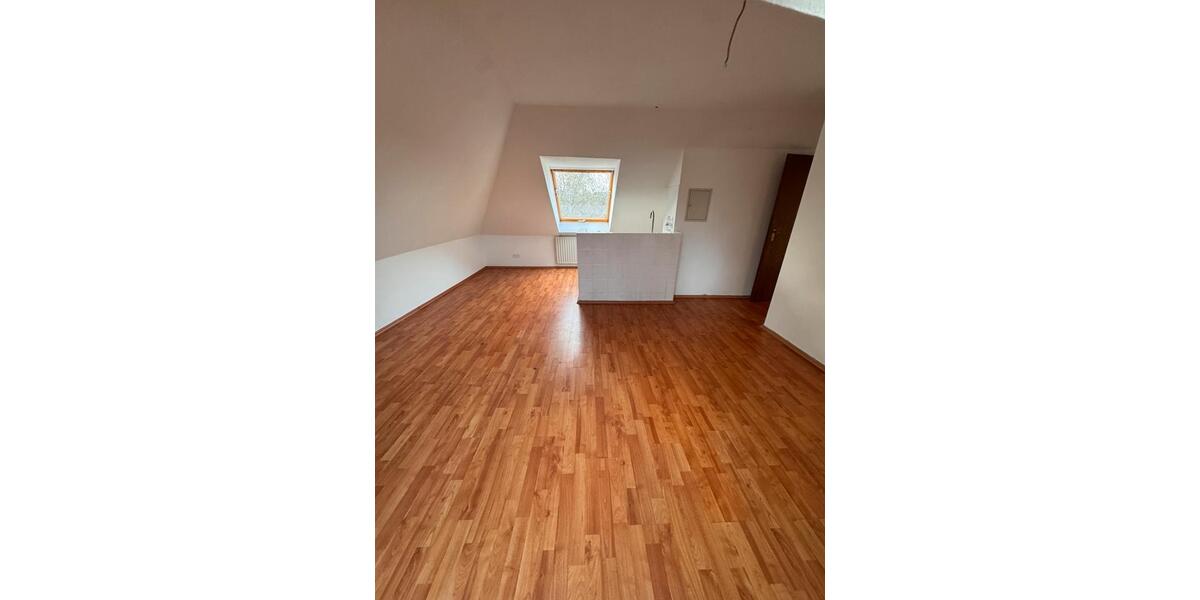 Dachgeschoßwohnung Herne Baukau - 2 Zimmer, 40 m&sup2;, 550&euro; | Angebot:24745910