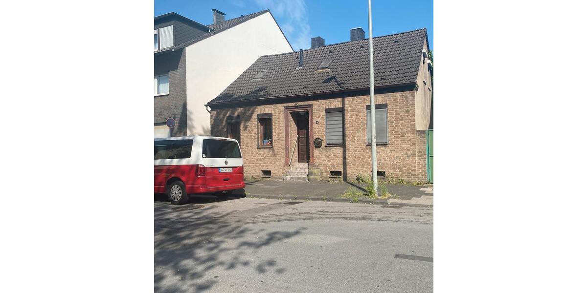 Haus in Duisburg Sanierungsbedürftig ! Festpreis ! 7 zimmer