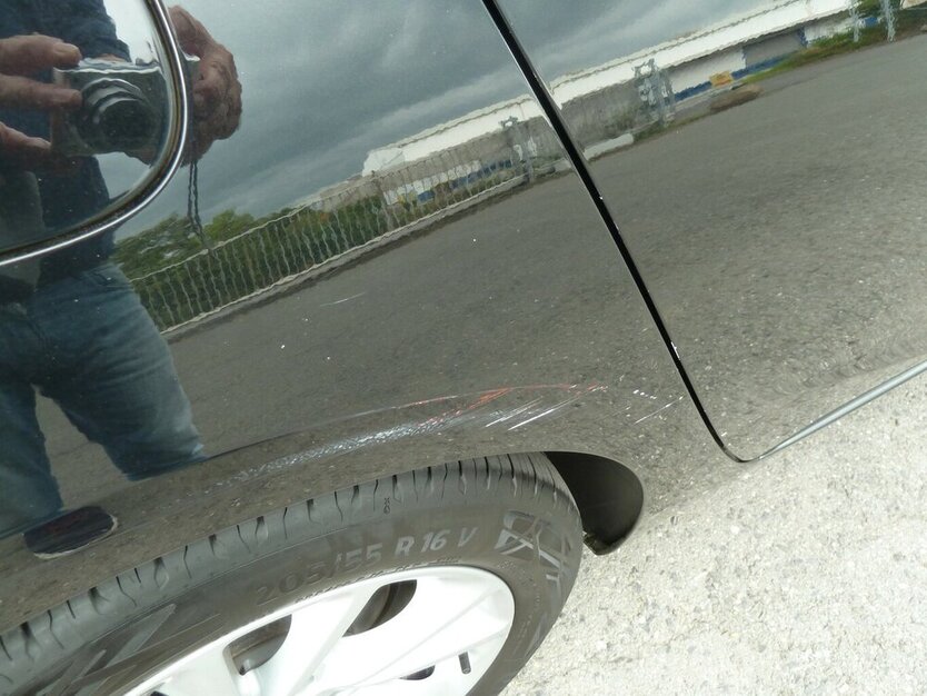 Opel Astra 1.5 D Edition Klima Navigation Lackschäden 148.000 km 6.900 € Ratingen 40885