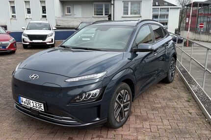 Hyundai KONA 8.800 km 28.990 € Wuppertal 42117