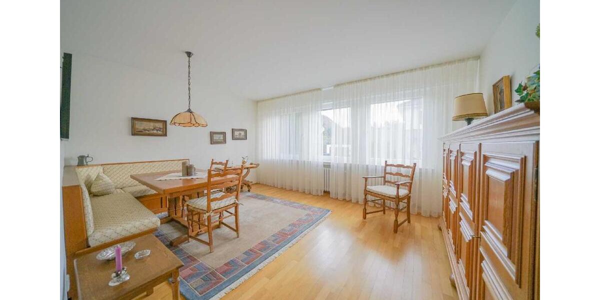 Erdgeschoßwohnung Ratingen - 3 Zimmer, 110 m&sup2;, 1.485&euro; | Angebot:26088479