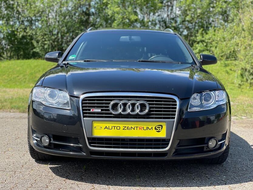 Audi A4 280.000 km 2.990 € Velbert 42553