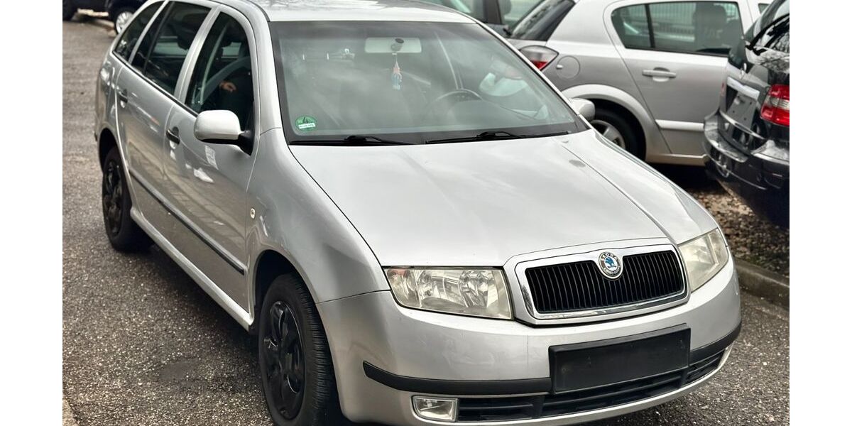 Skoda Fabia 189.000 km 2.290 &euro; Essen 45145