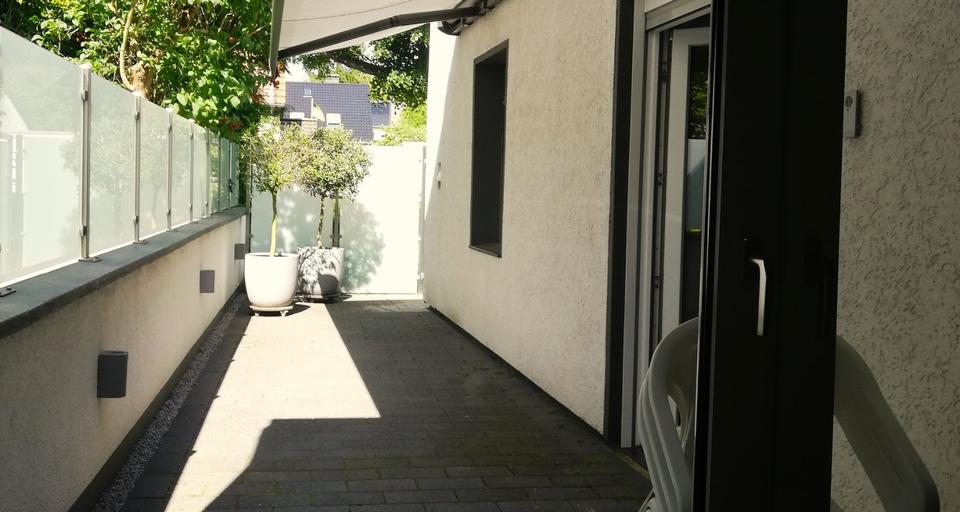 Ratingen-Ost: Schöne, ruhige, voll ausgestattete, möbliert 2 Zim. 2 zimmer