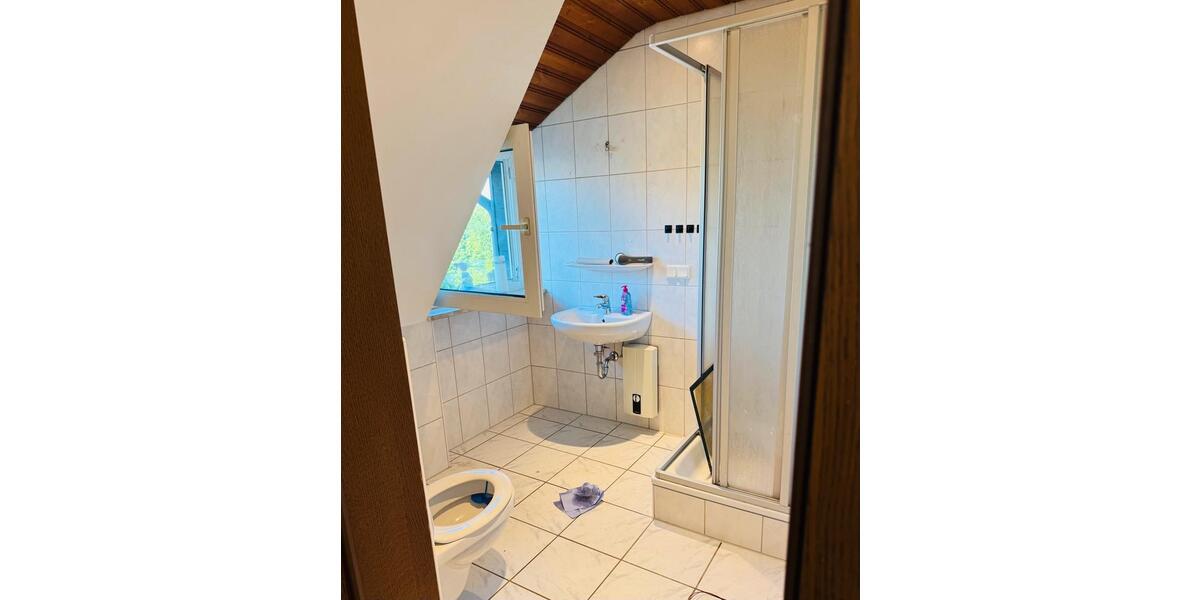 Dachgeschoßwohnung Duisburg Laar - 3 Zimmer, 84 m&sup2;, 850&euro; | Angebot:25152090