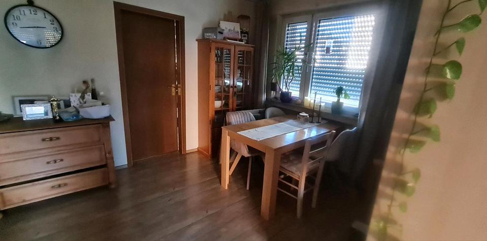 Hochparterre Essen Stadtbezirk VI - 2 Zimmer, 68 m&sup2;, 590&euro; | Angebot:25269438