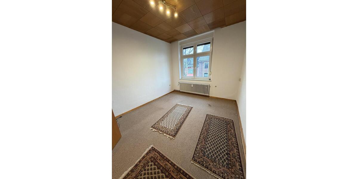 Etagenwohnung Duisburg Mittelmeiderich - 3 Zimmer, 84 m&sup2;, 500&euro; | Angebot:26193557