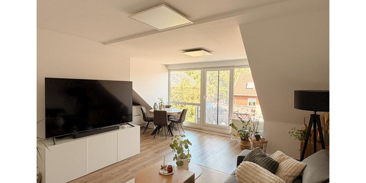 Dachgeschoßwohnung Duisburg Huckingen - 3 Zimmer, 70 m&sup2;, 200.000&euro; | Angebot:27425714