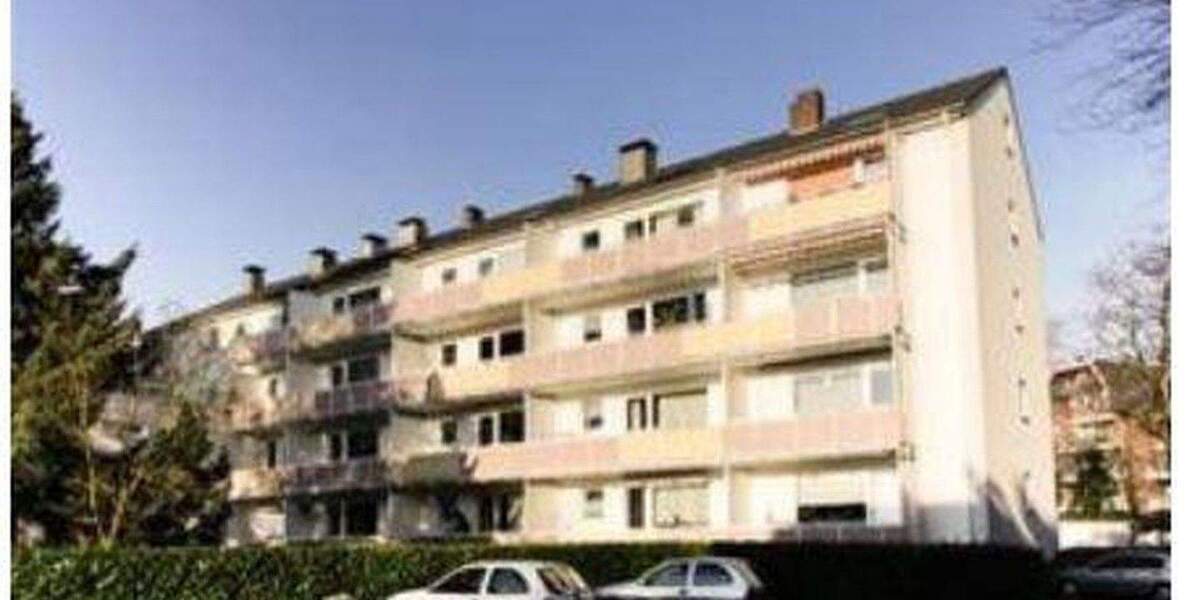 - günstige Verkehrslage - 1.5 Zi. Dachgeschosswohnung mit Einbauküche Provisionsfreie 1 zimmer