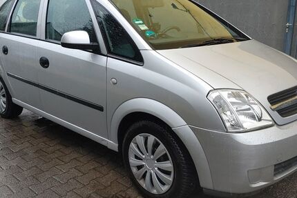 Opel Meriva 124.500 km 2.499 &euro; Essen 45326