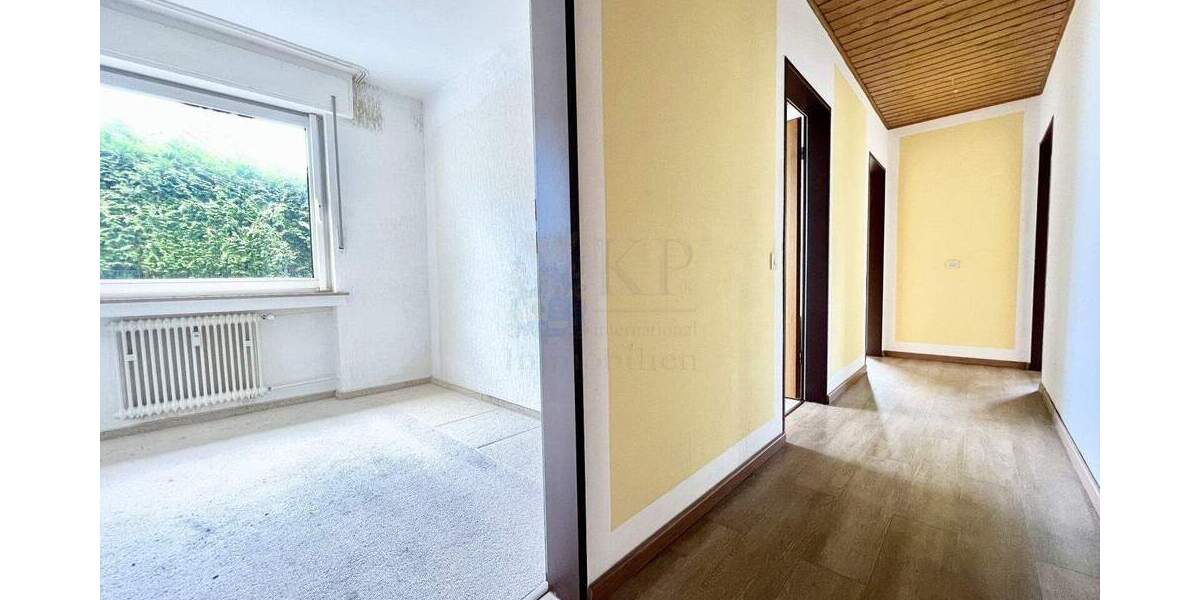 BURGALTENDORF: GROSSZUEGIGE ETW MIT 5 ZIMMERN, GARAGE, GARTEN UND UNTERGESCHOSS 5 zimmer