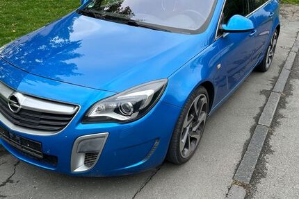 Opel Insignia 93.839 km 17.500 € Dortmund 44225