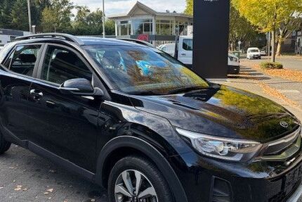 Kia Stonic 18.300 km 16.990 € Gladbeck 45968