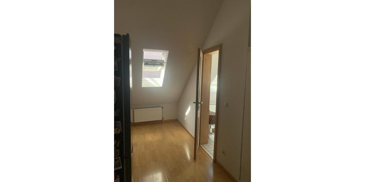 Dachgeschoßwohnung Dortmund Hörde - 2.5 Zimmer, 73 m&sup2;, 620&euro; | Angebot:26397795