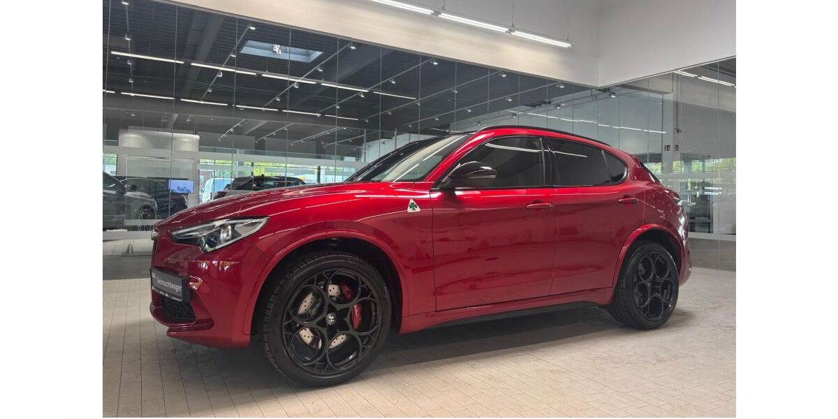 Alfa Romeo Stelvio 41.500 km 52.390 &euro; Oberhausen 46049