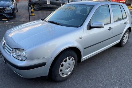 VW Golf 179.593 km 2.450 &euro; Duisburg 47228