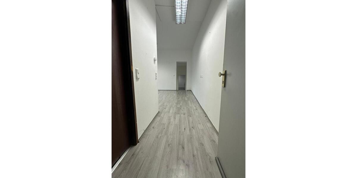 Etagenwohnung Wuppertal Gemarkung Langerfeld - 2 Zimmer, 71 m&sup2;, 510&euro; | Angebot:24691721