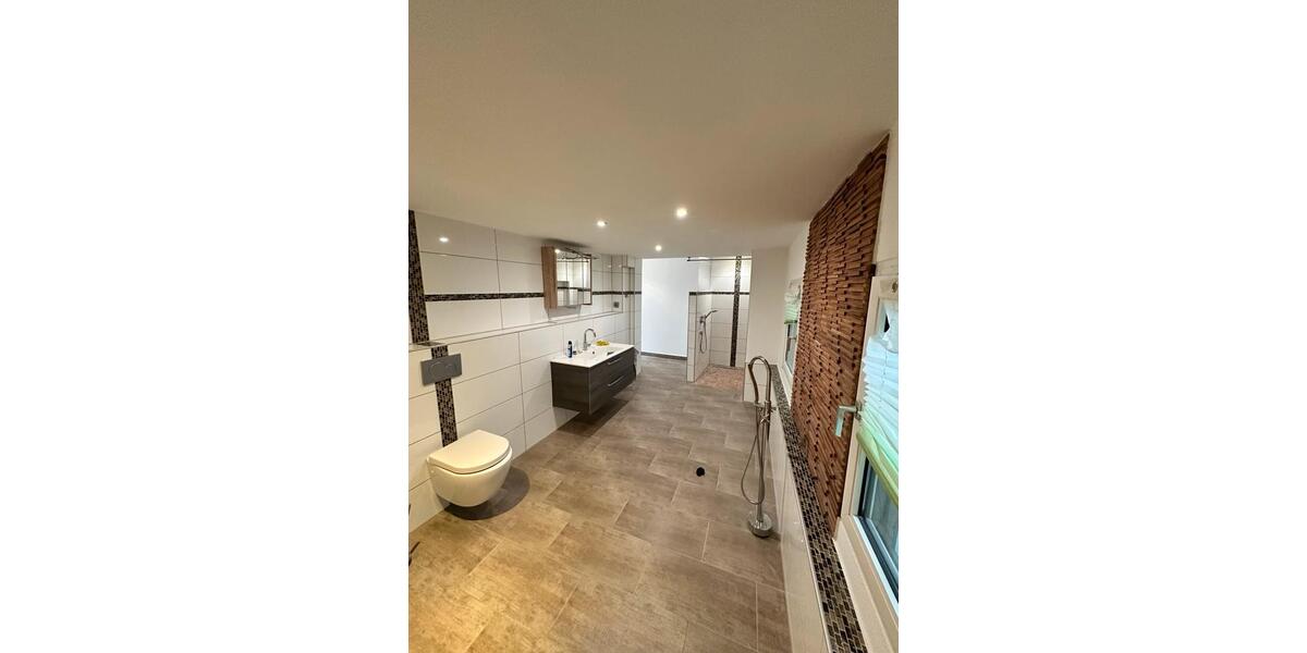 Erdgeschoßwohnung Recklinghausen Grullbad - 6 Zimmer, 155 m&sup2;, 1.599&euro; | Angebot:26127252