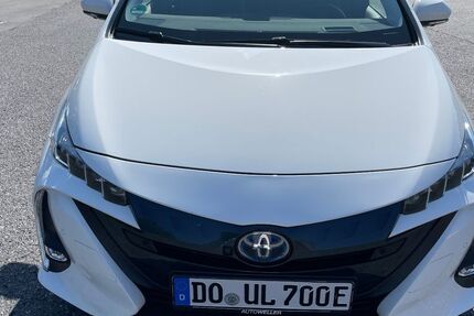 Toyota Prius 59.000 km 22.500 &euro; Dortmund 44265