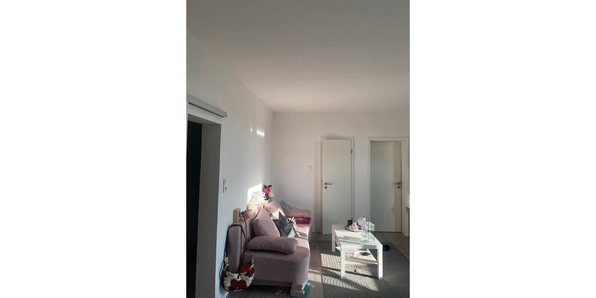 Helle 57qm Altbauwohnung zu vermieten 2 zimmer