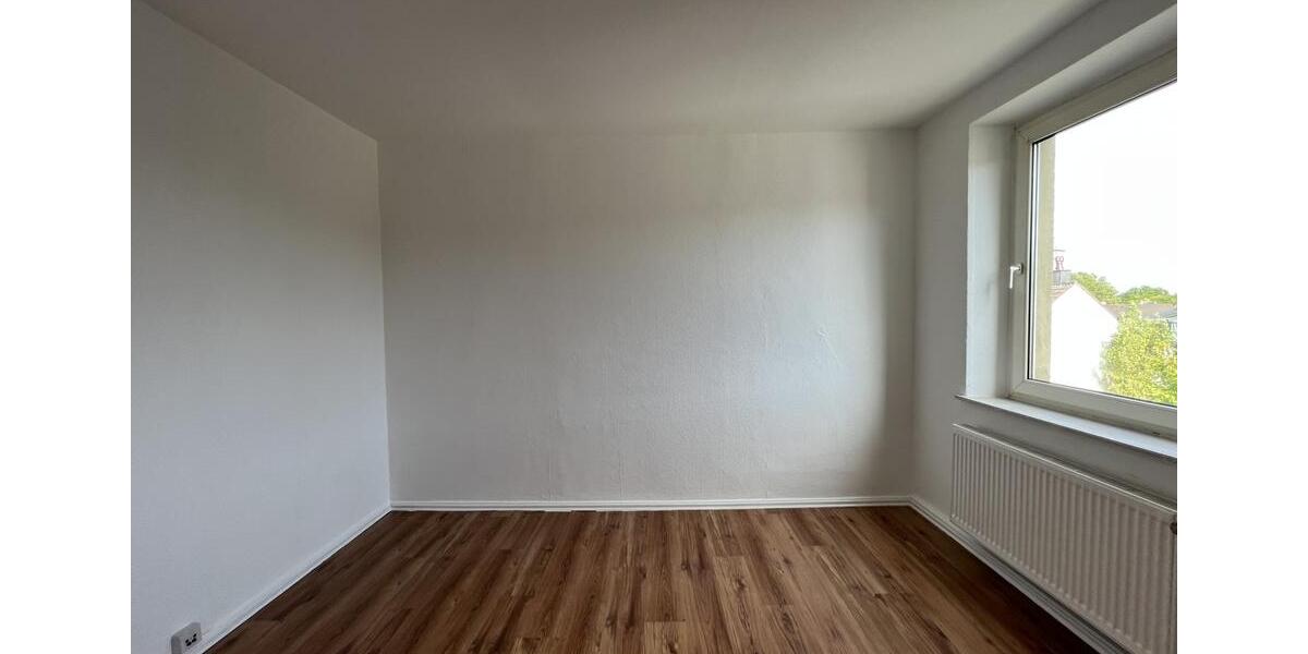 Dachgeschoßwohnung Hattingen - 2.5 Zimmer, 63 m&sup2;, 580&euro; | Angebot:25614451