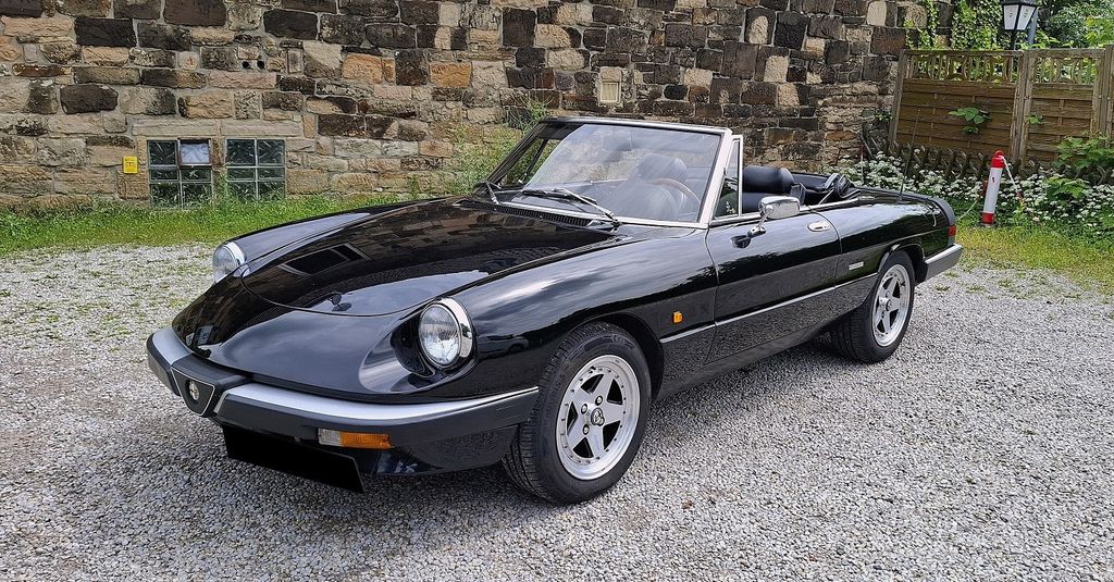 Alfa Romeo Spider 104.000 km 13.600 &euro; Dortmund 44269