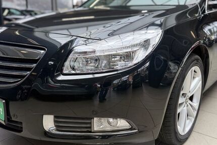 Opel Insignia 95.569 km 8.890 &euro; Bottrop 46236