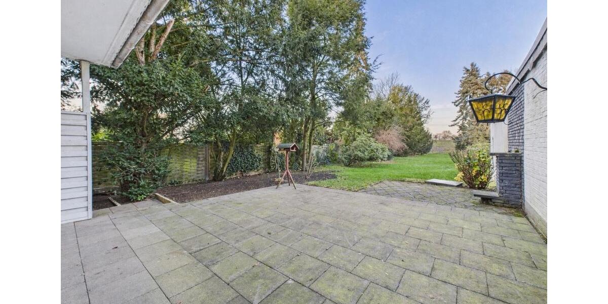 Doppelhaushälfte Dinslaken - 4 Zimmer, 160 m&sup2;, 2.150&euro; | Angebot:25539481