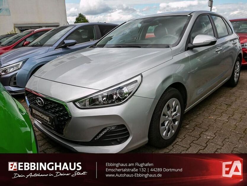 i30