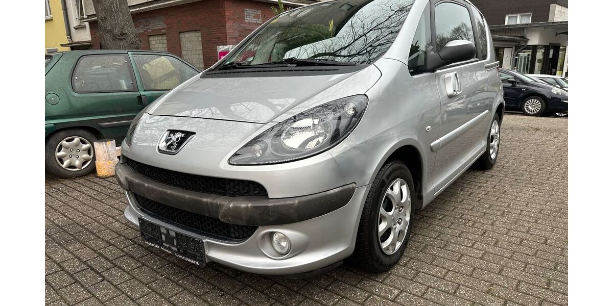 Peugeot 1007 69.900 km 1.749 &euro; Essen 45145