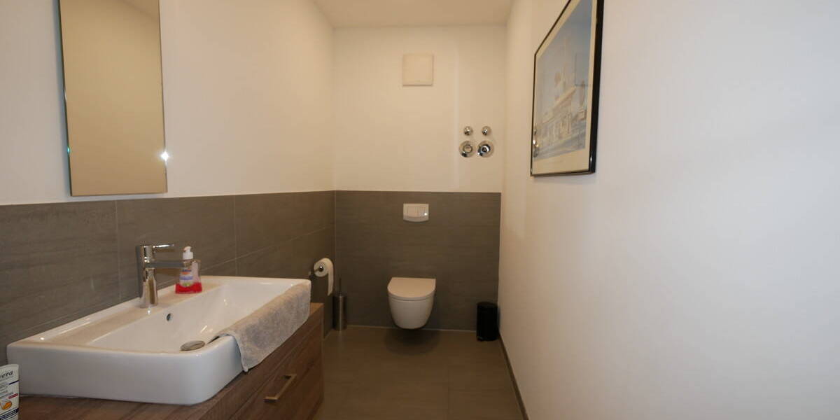 Gewerbeobjekt Gelsenkirchen / Bismarck Bismarck - 5 Zimmer, 198 m&sup2;, 2.900&euro; | Angebot:25707097