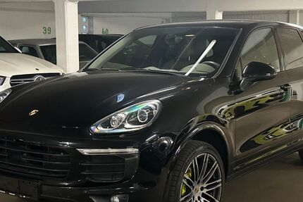Porsche Cayenne 112.900 km 33.700 &euro; Dortmund OT Huckarde 44369