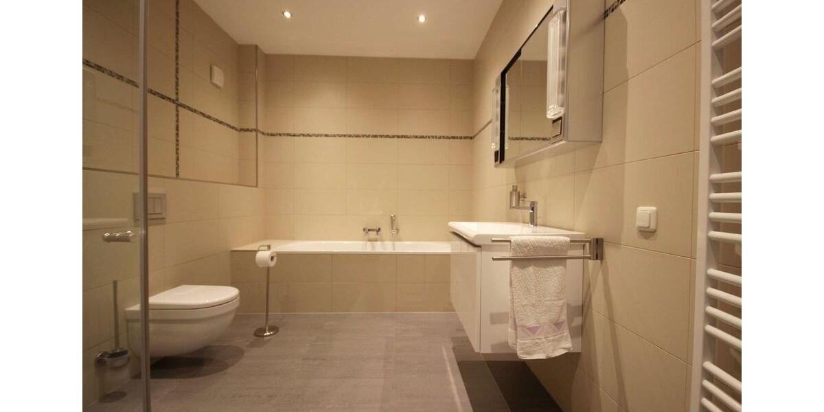 Maisonettenwohnung Oberhausen Biefang - 2.5 Zimmer, 116 m&sup2;, 870&euro; | Angebot:26145175