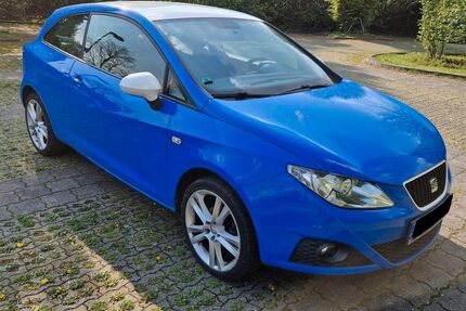 Seat Ibiza 136.660 km 2.400 &euro; Essen 45219