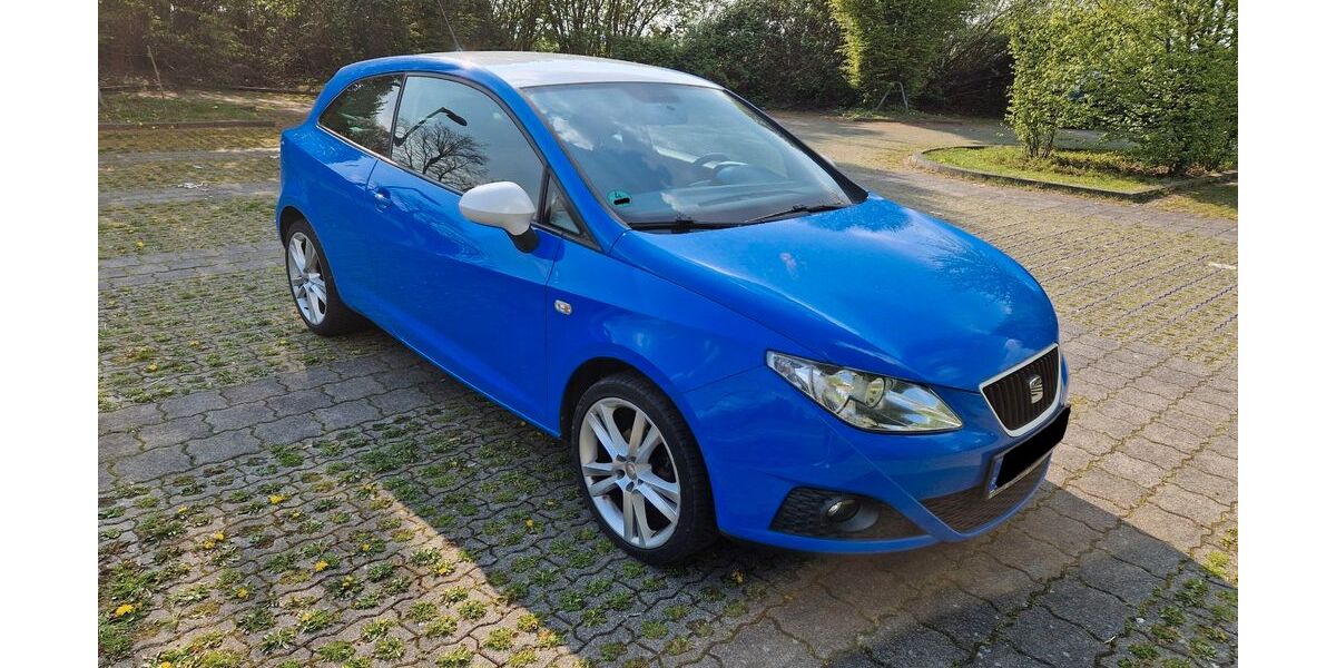 Seat Ibiza 136.660 km 2.400 &euro; Essen 45219