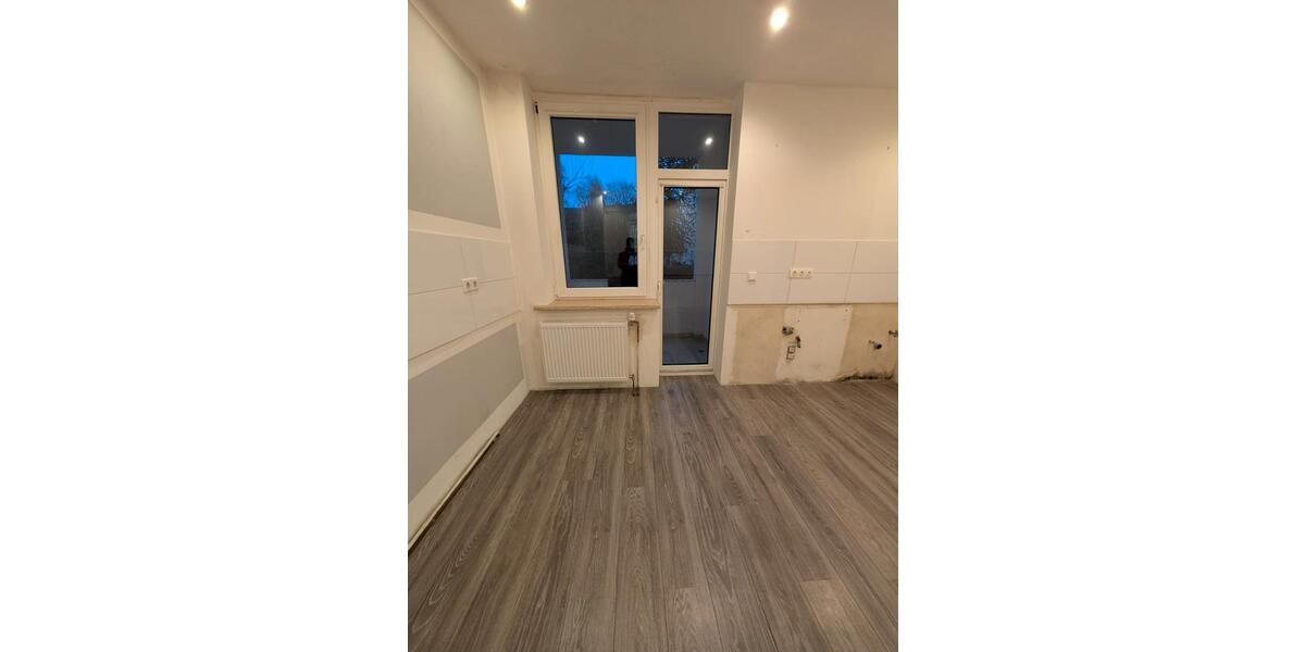 Erdgeschoßwohnung Gelsenkirchen Rotthausen - 3.5 Zimmer, 87 m&sup2;, 753&euro; | Angebot:25995527