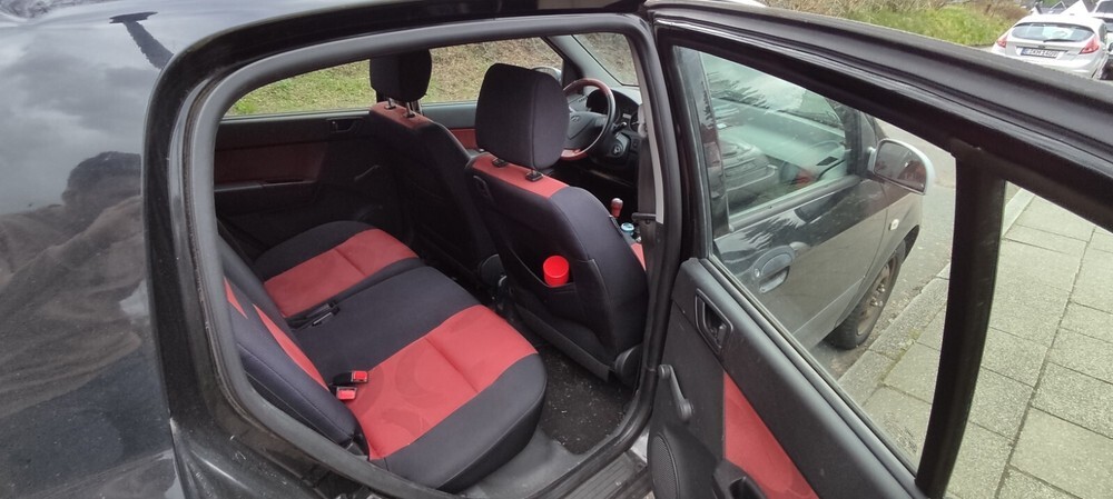 Hyundai Getz 127.000 km 1.200 € Essen 45121