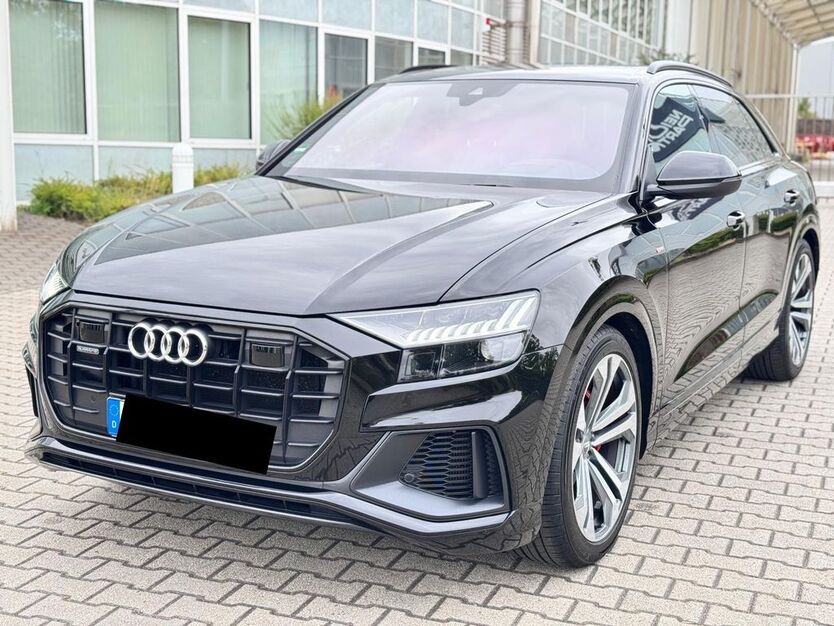 Audi Q8 110.000 km 57.500 € Oberhausen 46047